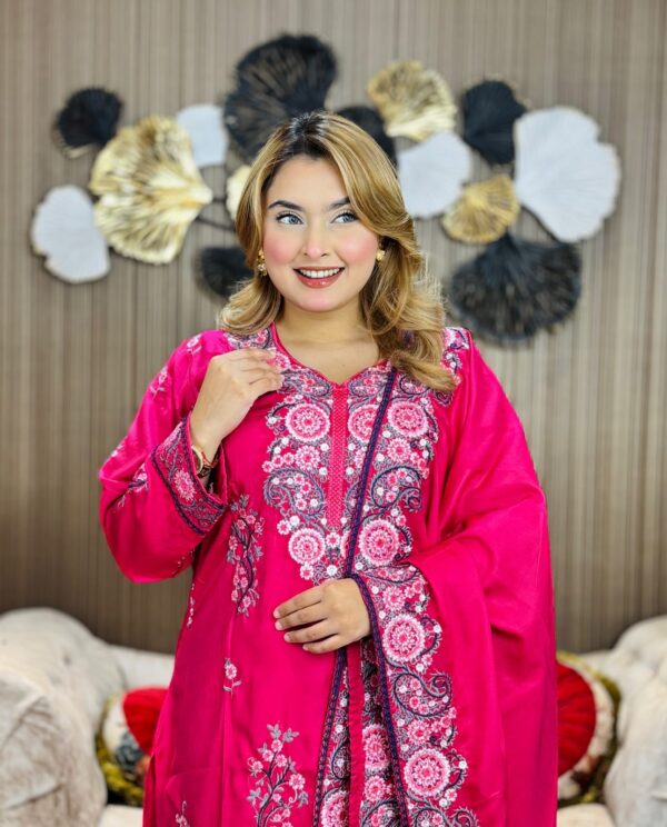 Premium Embroidered Muslin Cotton Three-Piece Set – Festive & Elegant